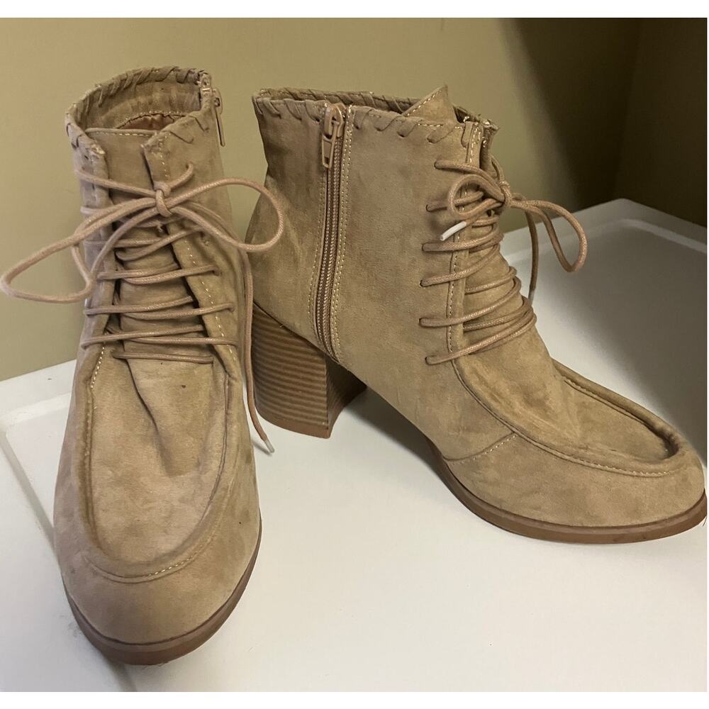 Lane Bryant Women’s Taupe Lace-Up‎ Ankle Boots Size 9W Block Heel Side Zip Tan